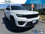 Used 2023 Jeep Grand Cherokee Altitude image 2