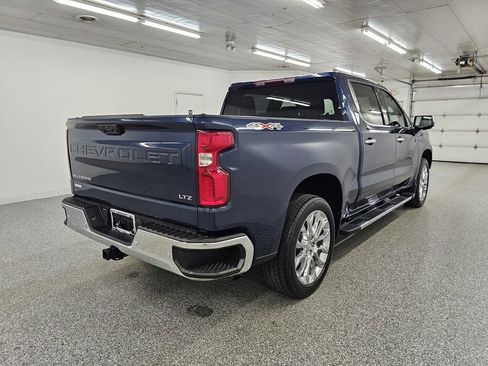 Used 2023 Chevrolet Silverado 1500 LTZ AWD/4WD image 4