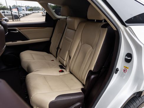 Used 2018 Lexus RX 350L FWD image 33