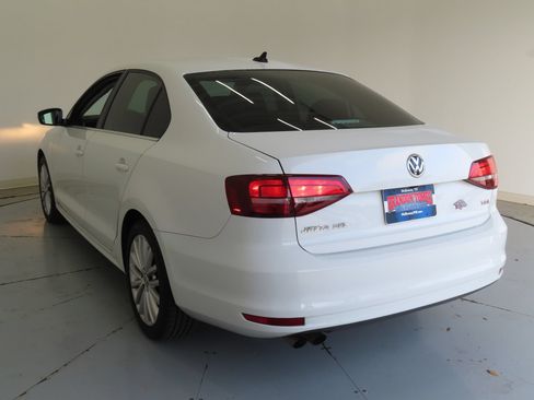 Used 2016 Volkswagen Jetta SEL FWD image 6