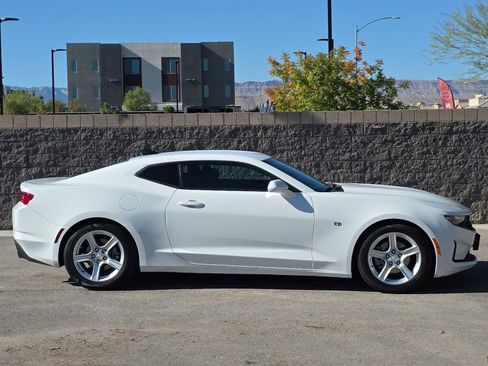 Used 2023 Chevrolet Camaro LT image 10