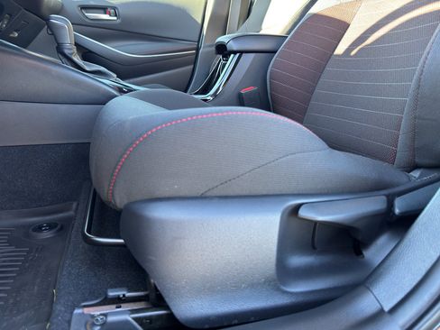 Certified 2025 Toyota Corolla SE image 12