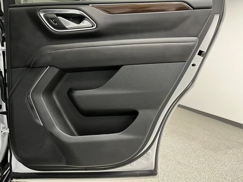 Used 2024 GMC Yukon SLE AWD/4WD image 49