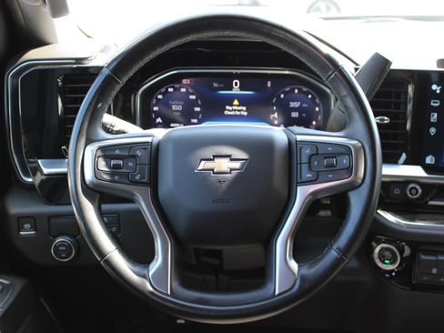Used 2025 Chevrolet Silverado 1500 LT RWD image 25