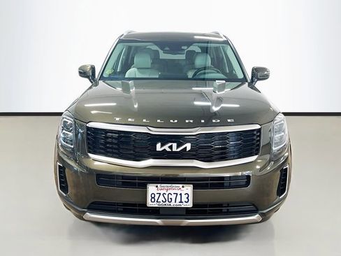 Certified 2022 Kia Telluride EX w/ EX Premium Package image 2