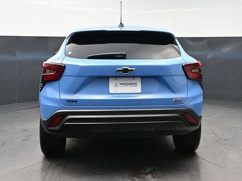 Used 2024 Chevrolet Trax RS w/ Driver Confidence Package FWD image 6