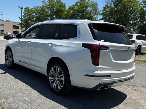 Used 2021 Cadillac XT6 Premium Luxury AWD/4WD image 7