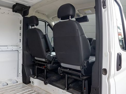 Used 2025 RAM ProMaster 2500 w/ Convenience Group FWD image 50