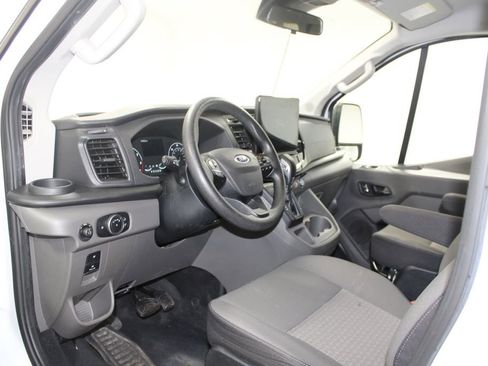 Used 2023 Ford Transit 350 XLT image 24