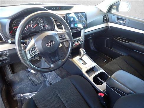 Used 2014 Subaru Outback 2.5i AWD/4WD image 10