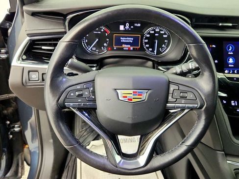 Used 2020 Cadillac XT6 Premium Luxury AWD/4WD image 14