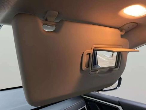 Used 2024 Mitsubishi Outlander SE FWD image 58