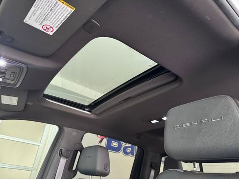 Certified 2020 GMC Sierra 2500 Denali w/ Denali Ultimate Package image 23
