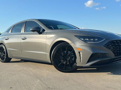 Used 2022 Hyundai Sonata Limited FWD image 6