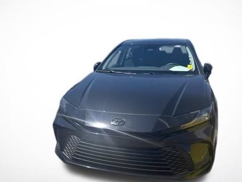 Used 2026 Toyota Camry LE FWD image 2
