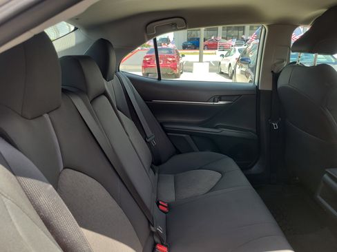 Used 2022 Toyota Camry LE image 15