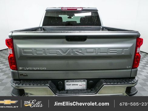 Used 2023 Chevrolet Silverado 1500 LT AWD/4WD image 25