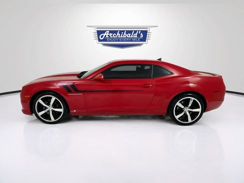Used 2010 Chevrolet Camaro SS w/ RS Package RWD image 5