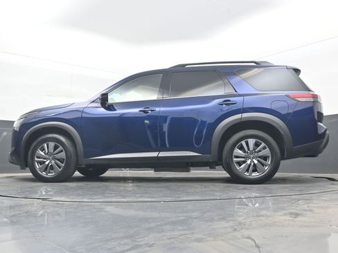 Used 2025 Nissan Pathfinder SV AWD/4WD image 24