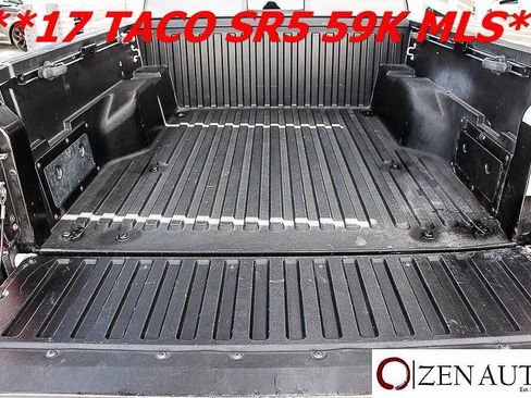 Used 2017 Toyota Tacoma SR5 w/ Tow Package RWD image 12