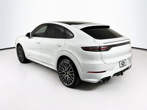 Used 2023 Porsche Cayenne Coupe AWD/4WD image 7
