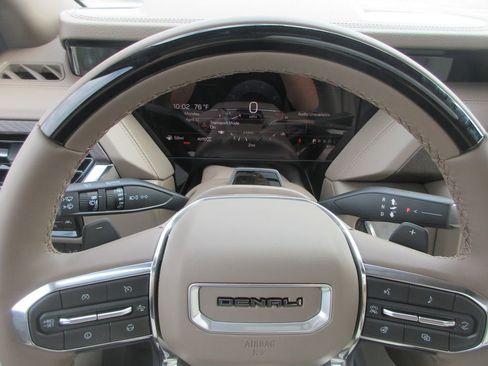 New 2026 GMC Yukon Denali image 18