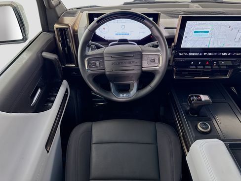 Used 2025 GMC Hummer EV 2X AWD/4WD image 25