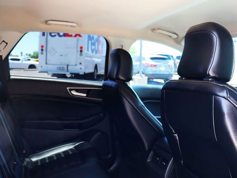 Used 2020 Ford Edge SEL FWD image 29