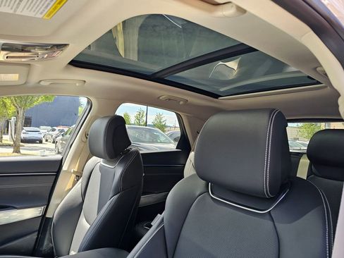 New 2026 Genesis Electrified GV70 image 21