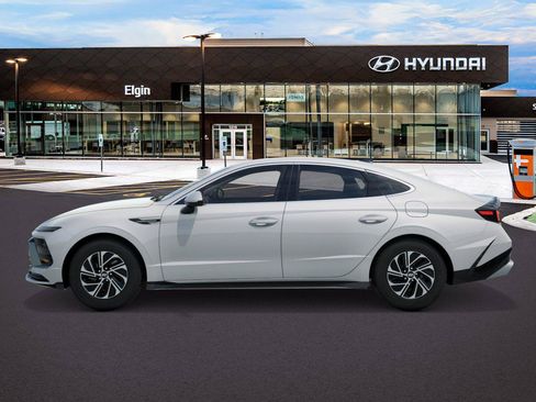 New 2026 Hyundai Sonata Blue FWD image 3