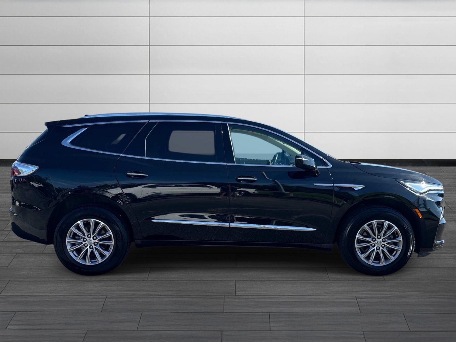 Used 2024 Buick Enclave Essence w/ Trailering Package, 5000 lbs. AWD/4WD image 3
