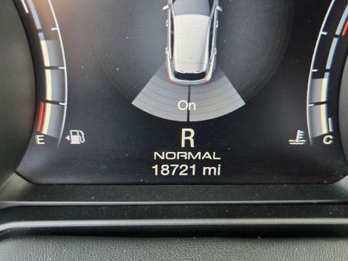 Used 2022 Maserati Levante Modena AWD/4WD image 25