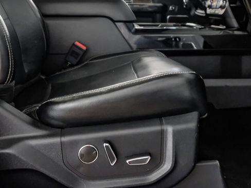 Used 2019 Ford F250 Lariat w/ Lariat Ultimate Package AWD/4WD image 31