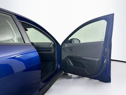 Used 2025 Kia K4 LXS image 31