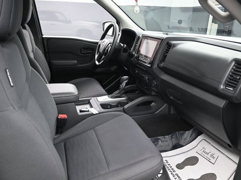 Used 2022 Nissan Frontier S image 32