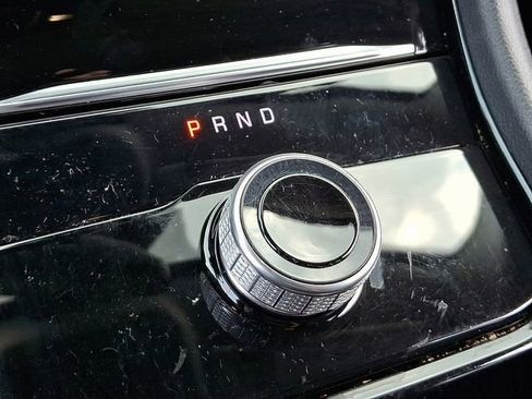 Used 2023 Jeep Grand Cherokee Laredo image 27