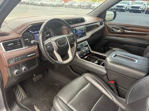 Used 2021 GMC Yukon XL Denali image 29