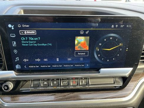 Used 2022 Chevrolet Silverado 1500 LT image 14