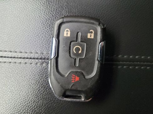 Used 2020 GMC Terrain SLE w/ Driver Convenience Package image 32