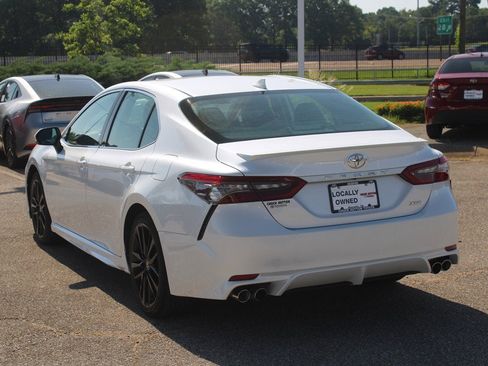 Used 2023 Toyota Camry XSE image 15