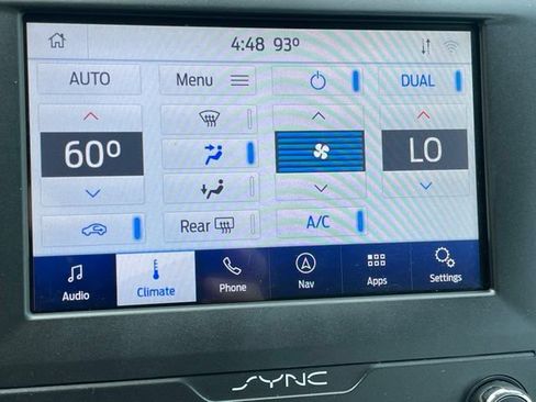 Used 2020 Ford Fusion SE FWD image 35
