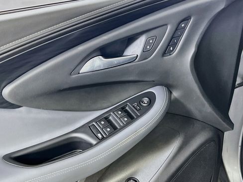 Used 2020 Buick Envision Essence AWD/4WD image 17
