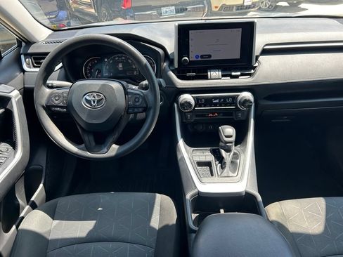 Used 2024 Toyota RAV4 XLE w/ Convenience Package FWD image 17