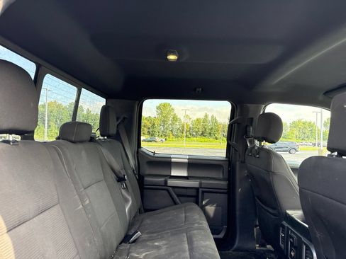 Used 2015 Ford F150 XLT w/ Equipment Group 302A Luxury AWD/4WD image 9