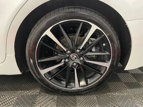 Used 2018 Toyota Camry XSE w/ Audio Package FWD image 12
