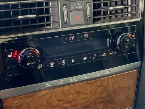 Used 2022 Nissan Armada SL w/ Captain's Chairs Package RWD image 22