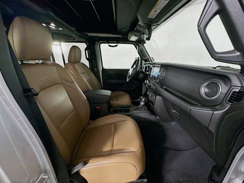 Used 2023 Jeep Wrangler Sahara w/ Cold Weather Group image 29