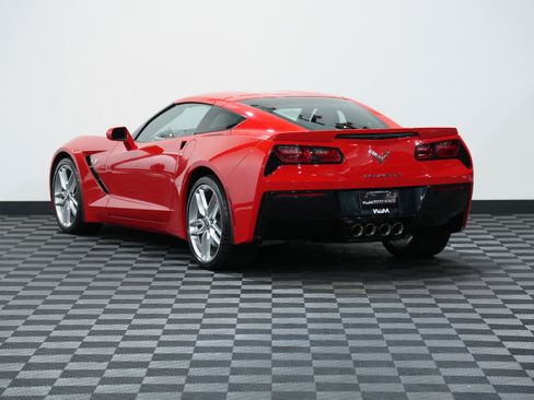 Used 2014 Chevrolet Corvette Stingray Coupe w/ 2LT Preferred Equipment Group image 8