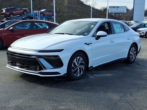 New 2026 Hyundai Sonata Blue image 2