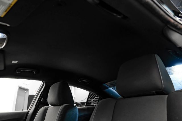 Used 2017 Dodge Charger R/T RWD image 40